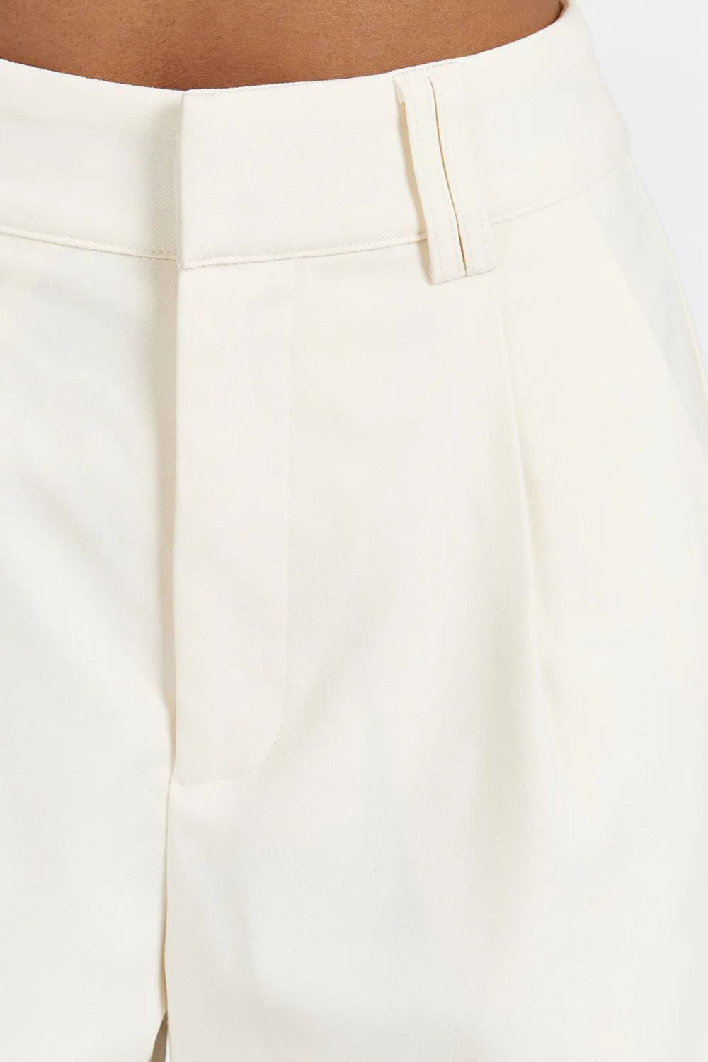 BECKHAM CREAM BERMUDA SHORT