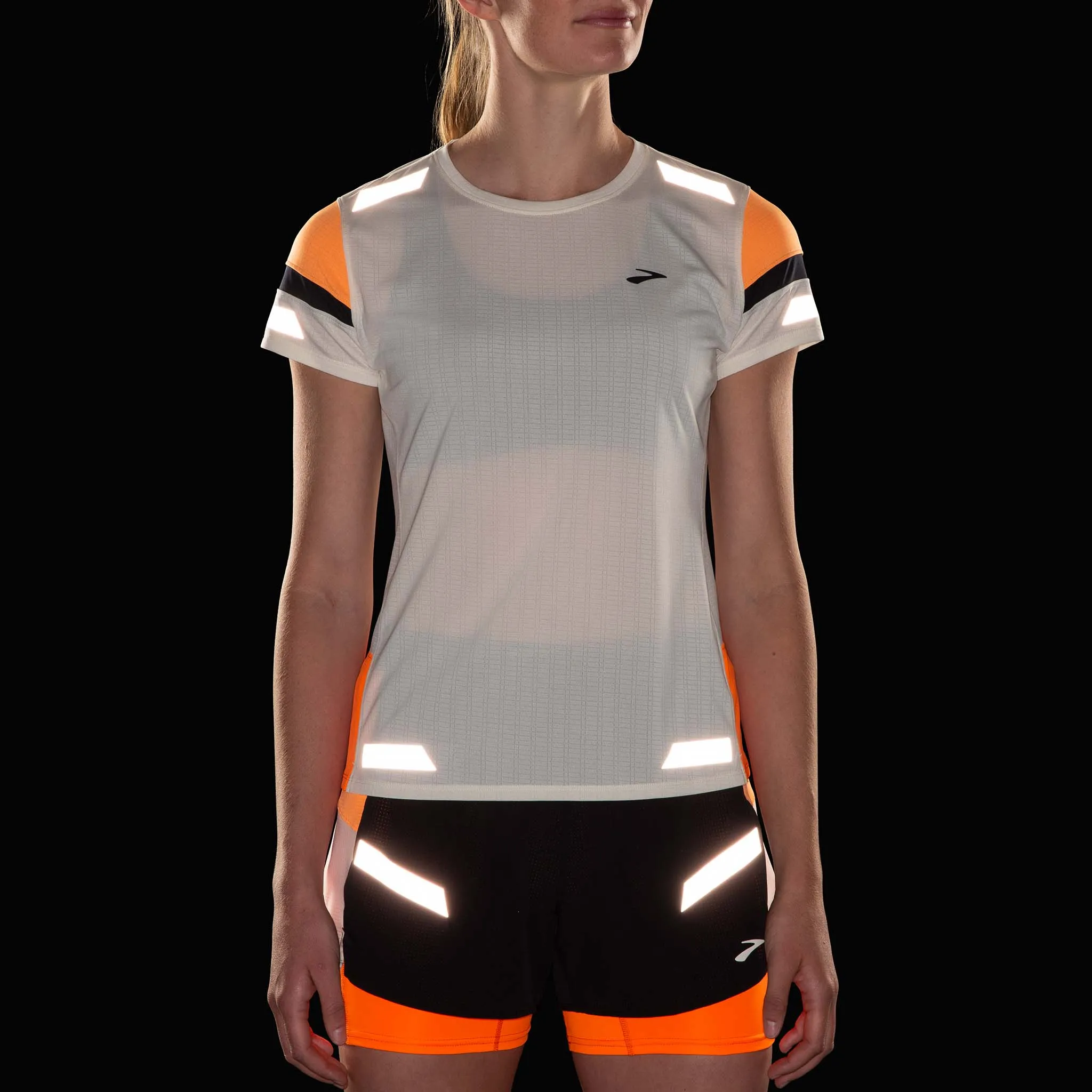 Brooks | Women's Run Visible Short Sleeve 2.0 - Ecru