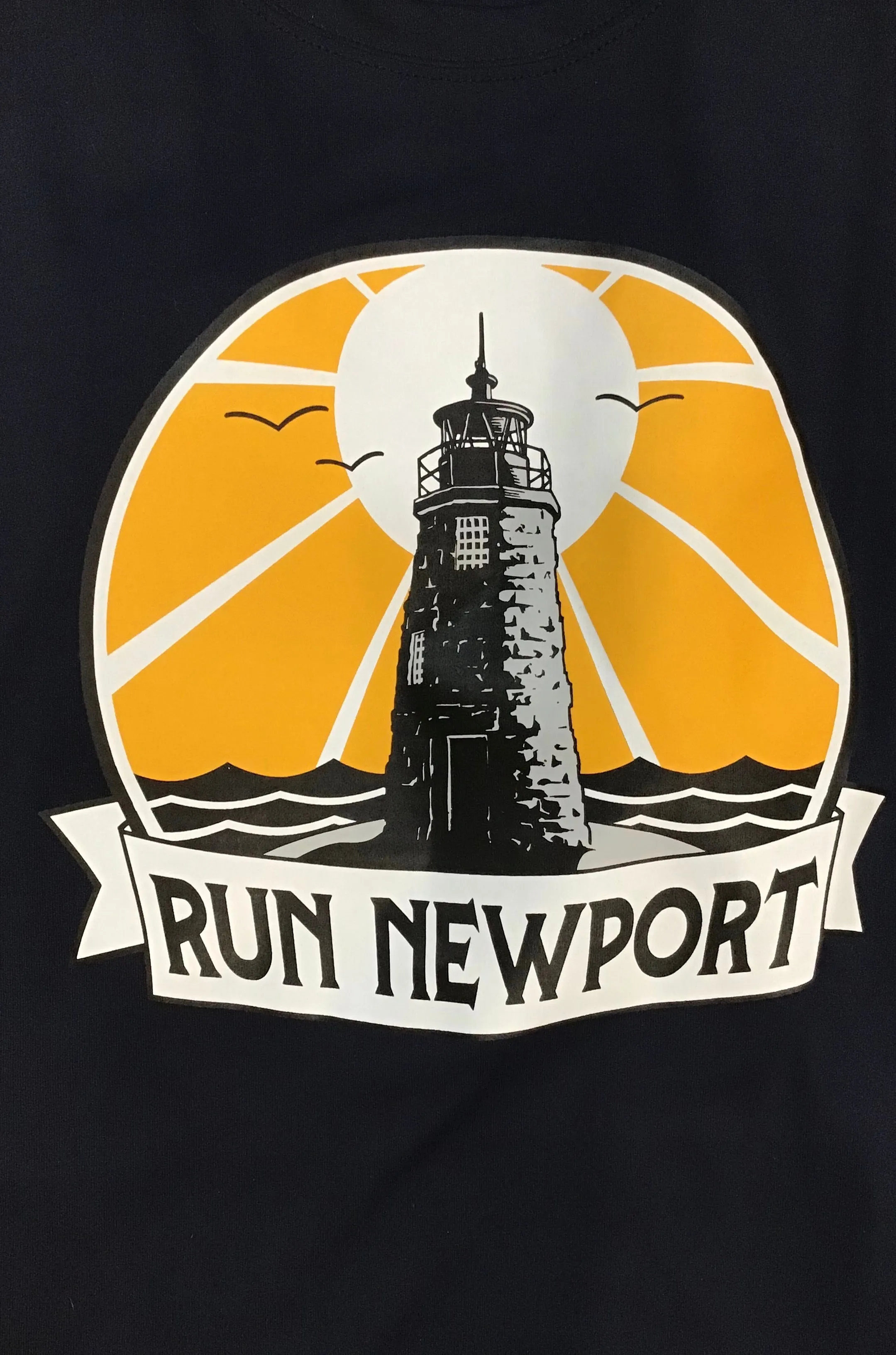 Run Newport Men's Tech-T Lighthouse