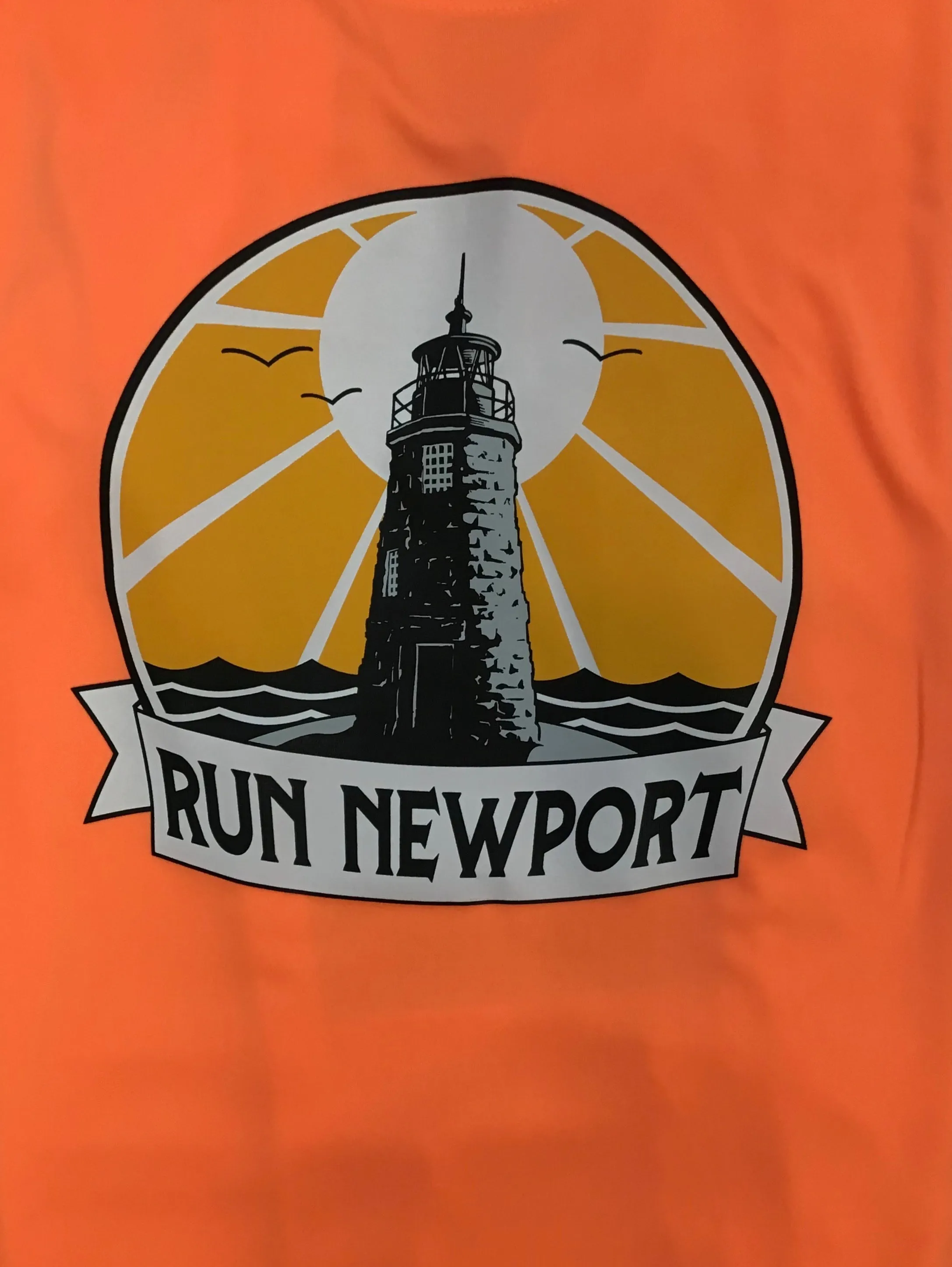 Run Newport Men's Tech-T Lighthouse