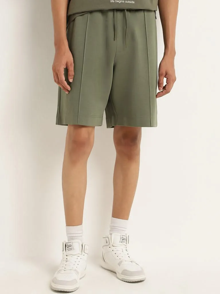 Studiofit Plain Green Cotton Blend Relaxed Fit Shorts