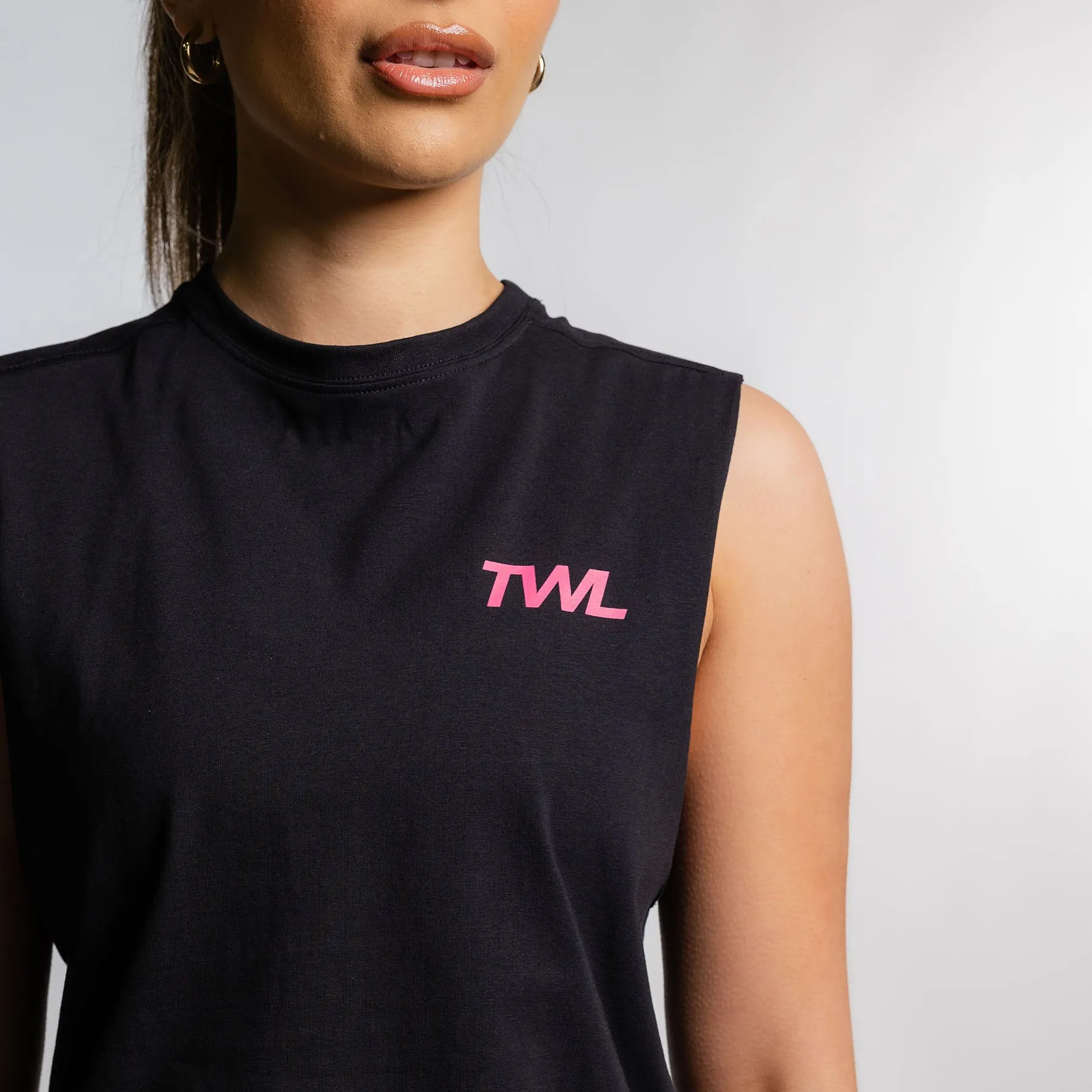 TWL -  WOMEN'S SLASH CROP - STRONGER TOGETHER - BLACK/FLAMINGO - FINELINE