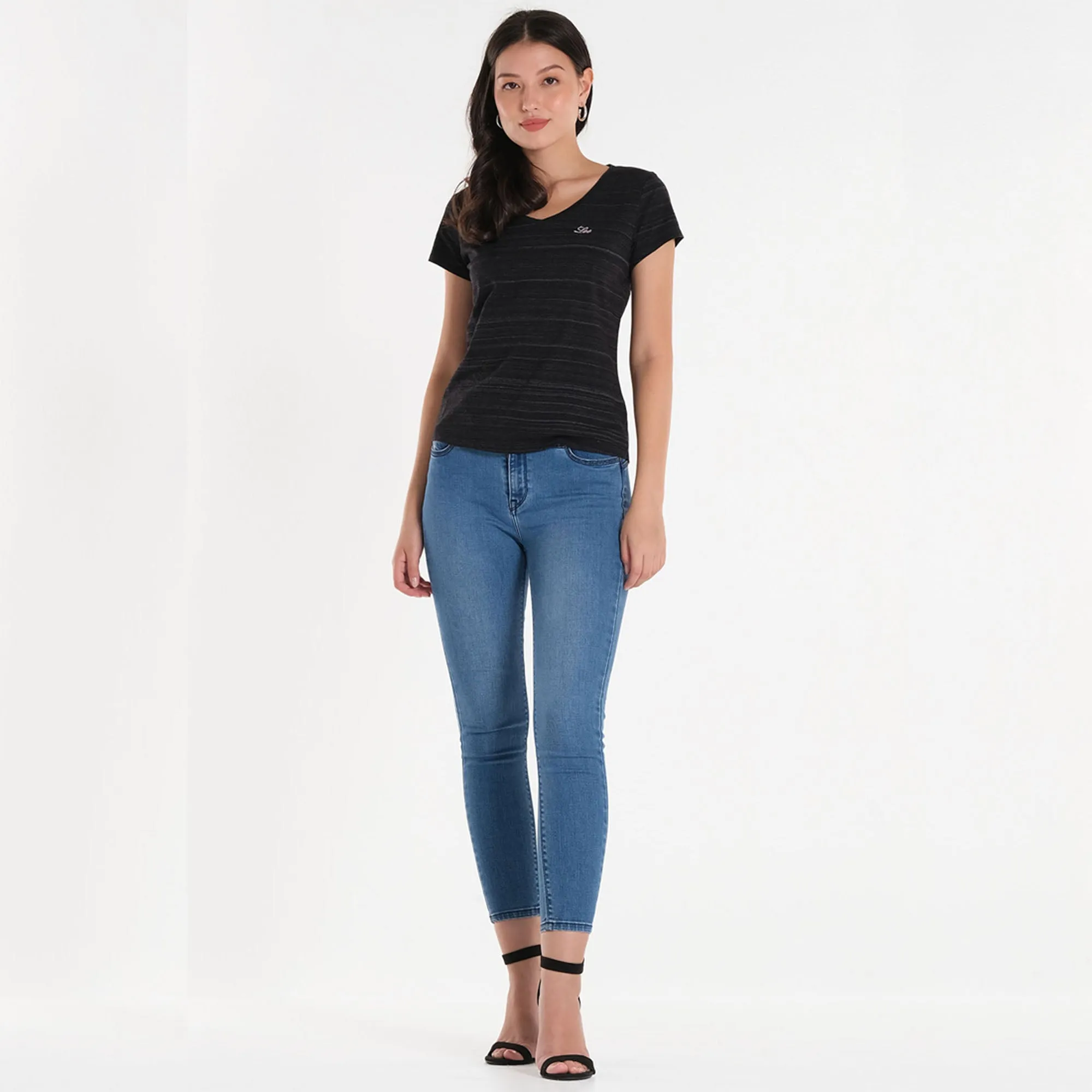 WOMENS V-NECK BASIC TEE